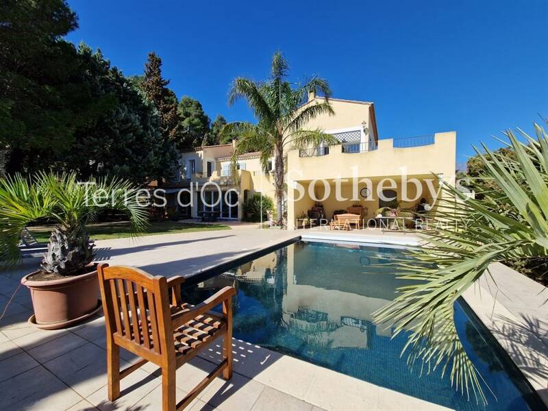 Maison à vendre, 253m², PEYRIAC DE MER