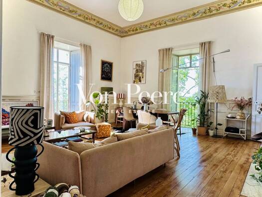 Appartement à vendre 495 000 € 4 pièces 2 chambres 111 m² Étage 1/1 Bellecroix-Pont d'Avignon Villeneuve-lès-Avignon 30400