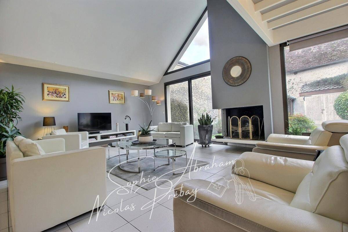 Maison à vendre, 283m², ESTOUCHES
