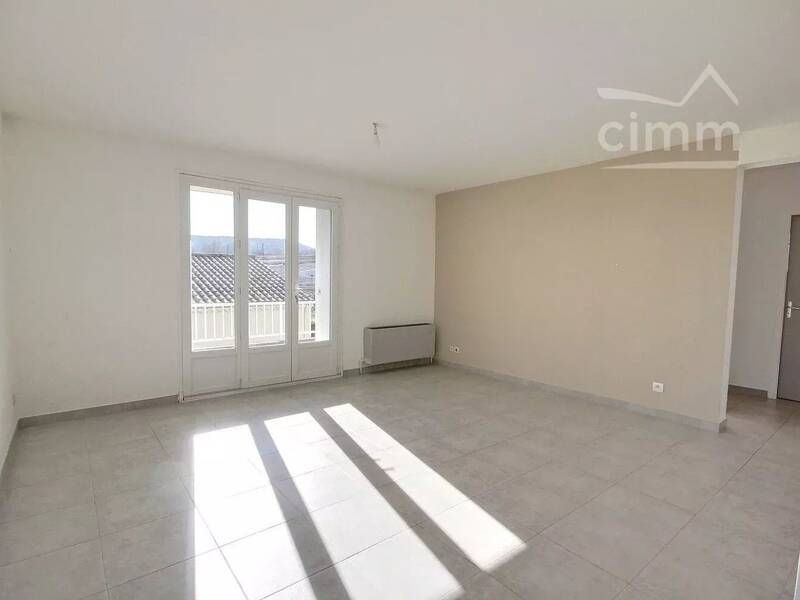 Maison à louer, 71m², LE TEIL