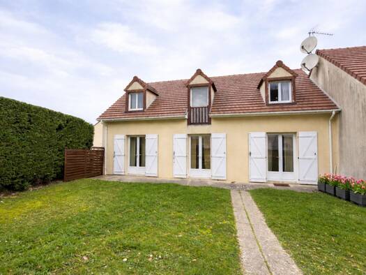 Duplex à vendre 139 000 € 2 pièces 1 chambre 38 m² RDC Baulne 91590