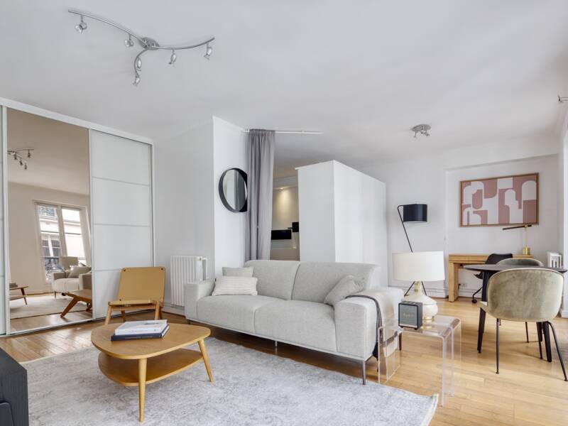 Maison à louer, 50m², PARIS 8E