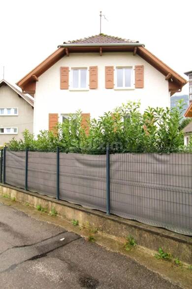Maison à vendre 383 000 € 8 pièces 6 chambres 190,3 m² Les Ewues Cluses 74300