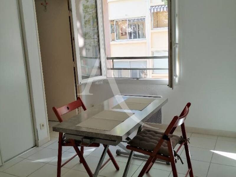 Maison à louer, 19m², TOULON