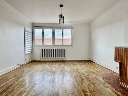 Appartement à vendre 169 000 € 3 pièces 2 chambres 68 m² Étage 3/3 Centre-Victoire Dunkerque 59140