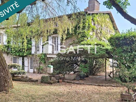 Maison à vendre 430 000 € 10 pièces 7 chambres 357 m² 18 422 m² de terrain Échiré 79410