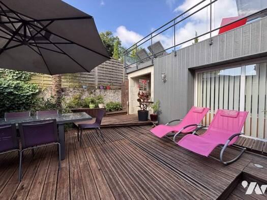Maison à vendre 386 428 € 5 pièces 3 chambres 750 m² de terrain St Antoine du Rocher 37360