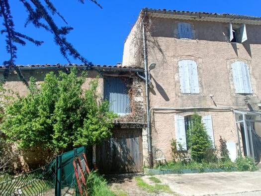 Maison à vendre 199 000 € 6 pièces 4 chambres 166 m² 2 314 m² de terrain Sault 84390