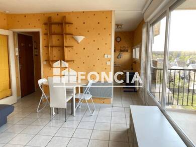 Appartement à louer 447 € 1 pièce 32,3 m² 5ème étage Loire-Cd Saint-Pryvé-Saint-Mesmin 45750