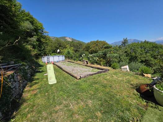 Maison à vendre 595 000 € 6 pièces 4 chambres 170 m² 3 000 m² de terrain Le Broc 06510