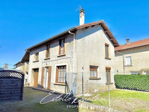 Maison à vendre 159 000 € 4 pièces 3 chambres 80 m² 302 m² de terrain Sillans 38590