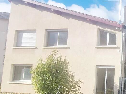 Appartement à vendre 189 000 € 3 pièces 90 m² RDC/2 La Tour-du-Pin 38110