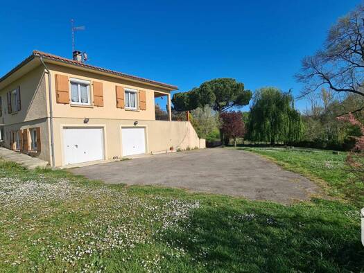 Maison à vendre 259 000 € 4 pièces 3 chambres 111 m² Labourgade 82100