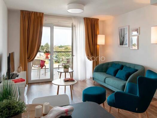 Appartement à vendre 123 000 € 2 pièces 1 chambre 43 m² RDC Centre-Corvée Vernouillet 28500