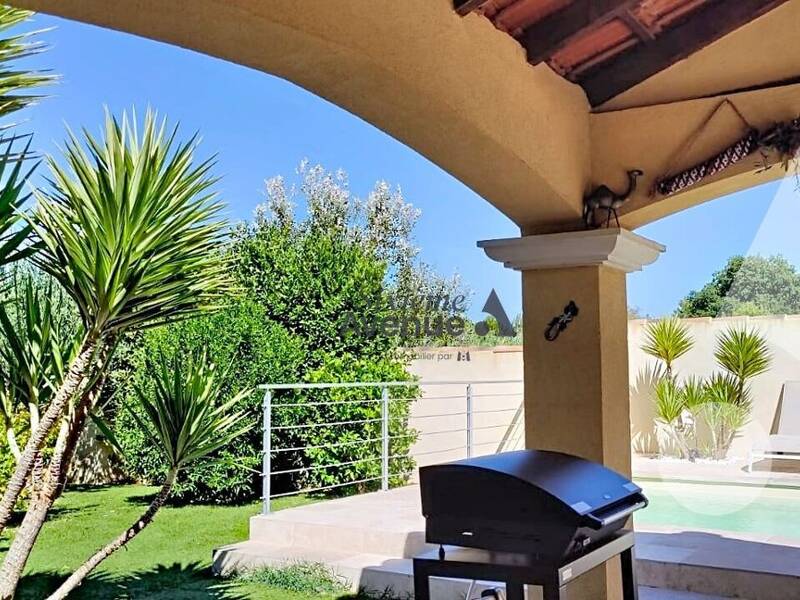 Maison à vendre, 153m², SAINT CYR SUR MER