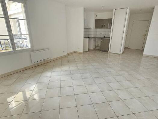 Appartement à louer 760 € 2 pièces 1 chambre 43,2 m² 1er étage Moulin Clair-Moulin de la Seine Saint-Fargeau-Ponthierry 77310