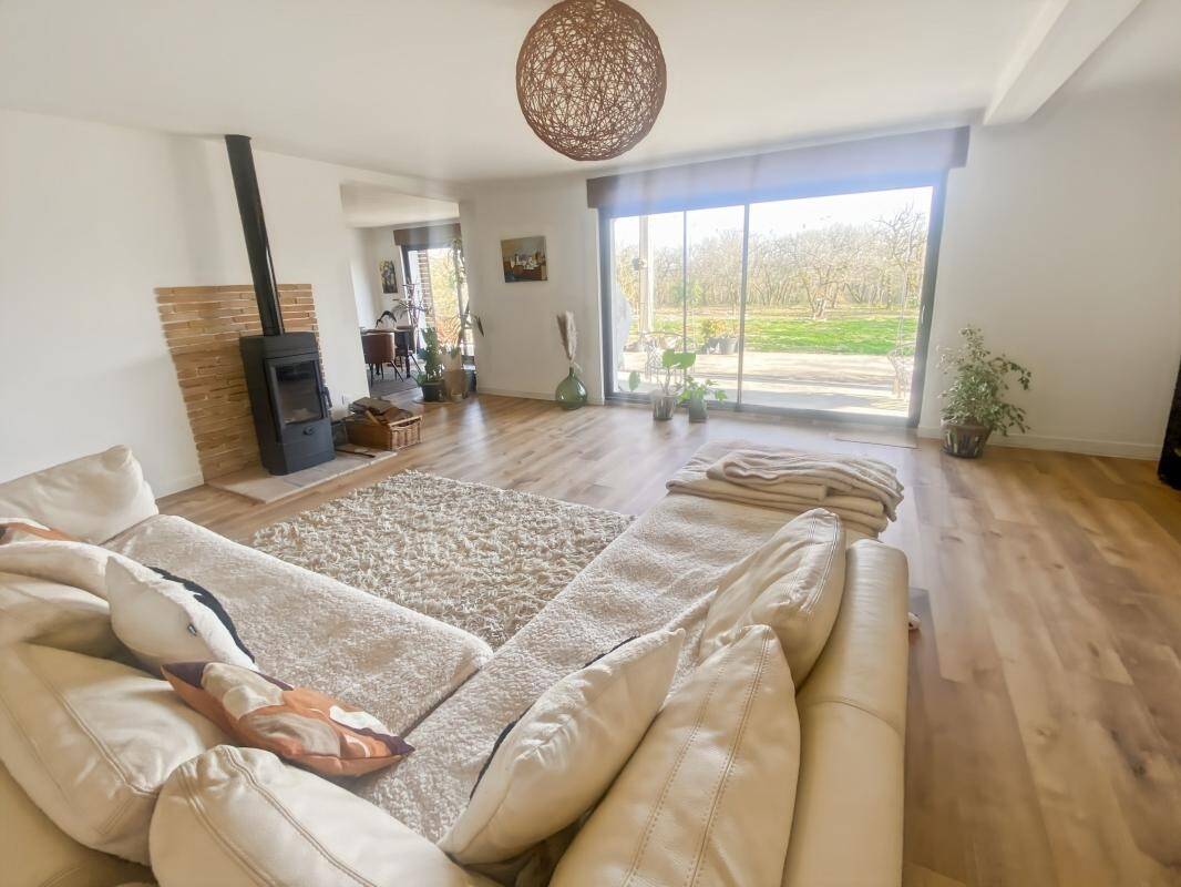 Maison à vendre, 340m², SAINT ANTONIN NOBLE VAL