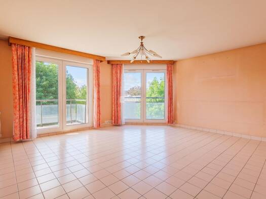 Appartement à vendre 195 520 € 4 pièces 2 chambres 64,76 m² Zone Industrielle Gonesse 95500