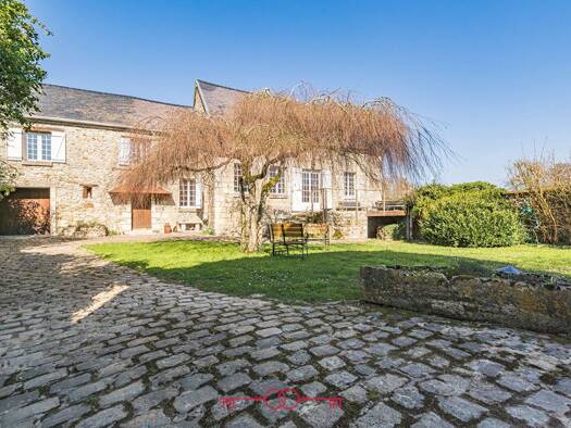 Maison à vendre 418 000 € 9 pièces 6 chambres 370 m² 1 507 m² de terrain Coulonges-Cohan 02130