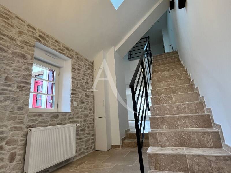 Maison à louer, 163m², LES GRANGES LE ROI