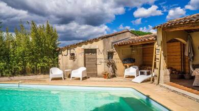 Maison à vendre 569 000 € 5 pièces 4 chambres 165 m² 736 m² de terrain Graveson 13690