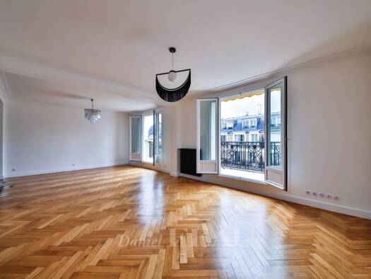 Appartement à louer 4 800 € 6 pièces 3 chambres 148 m² Étage 7/8 Champerret-Berthier Paris 17ème arrondissement 75017
