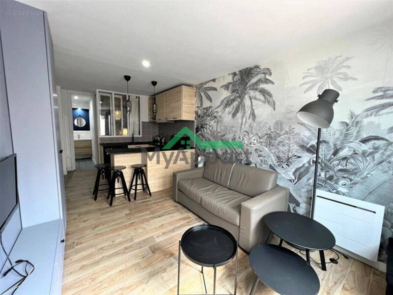 Maison à louer, 27m², PARIS 14E