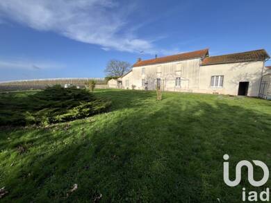Maison à vendre 112 000 € 4 pièces 4 chambres 128 m² 4 279 m² de terrain Viennay 79200