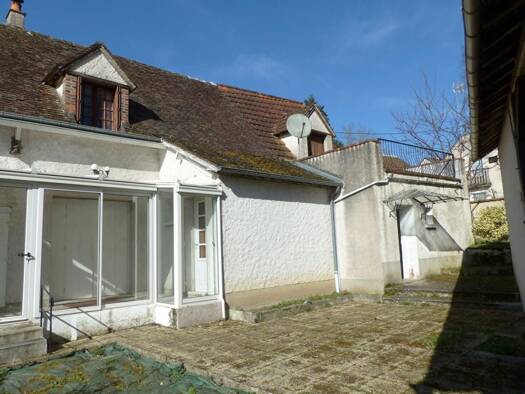 Maison à vendre 99 000 € 4 pièces 3 chambres 108 m² 251 m² de terrain Châtillon-Coligny 45230