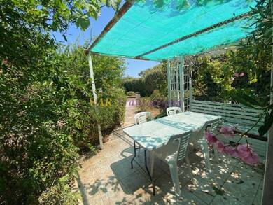 Maison de plain-pied à vendre 532 000 € 5 pièces 3 chambres 116 m² 640 m² de terrain La Seyne sur Mer 83500