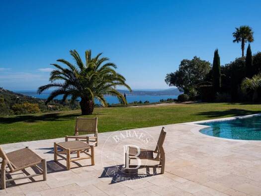 Maison à vendre 3 300 000 € 6 pièces 5 chambres 200 m² 2 500 m² de terrain Grimaud 83310