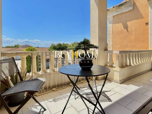 Duplex à vendre 255 000 € 5 pièces 4 chambres 112 m² Étage 1/1 Monteux 84170