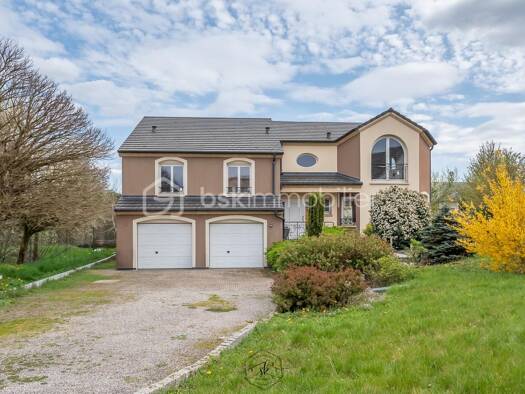 Maison à vendre 683 000 € 6 pièces 4 chambres 204 m² 1 142 m² de terrain Veymerange Elange Thionville 57100