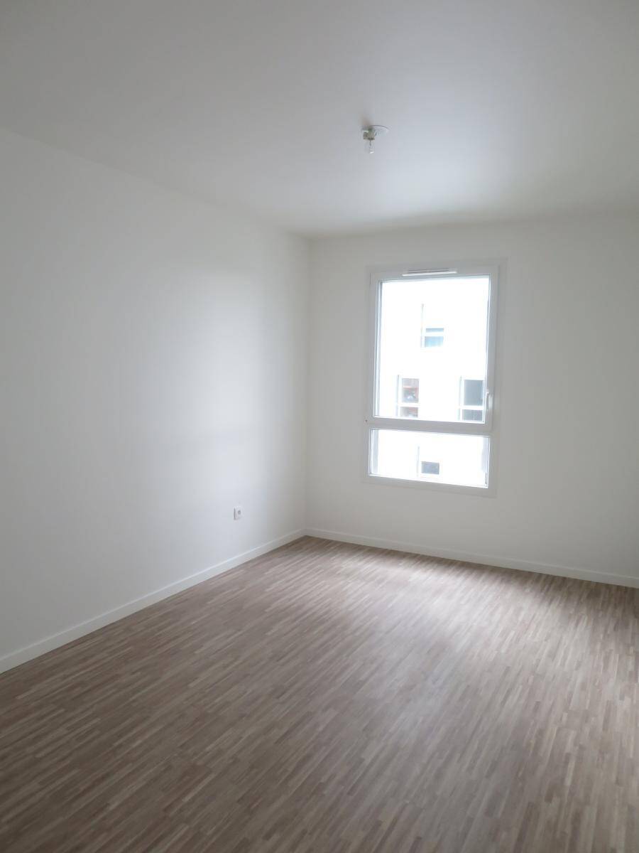 Maison à louer, 42m², COURCOURONNES