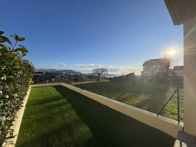 Maison à louer, 51m², NICE