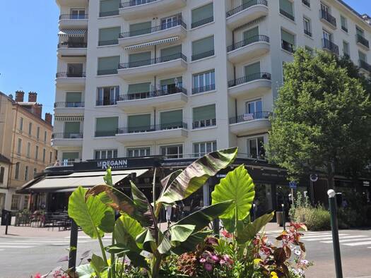 Appartement à vendre 1 081 500 € 4 pièces 3 chambres 124,87 m² Étage 6/7 Thiou et Semnoz Annecy 74000