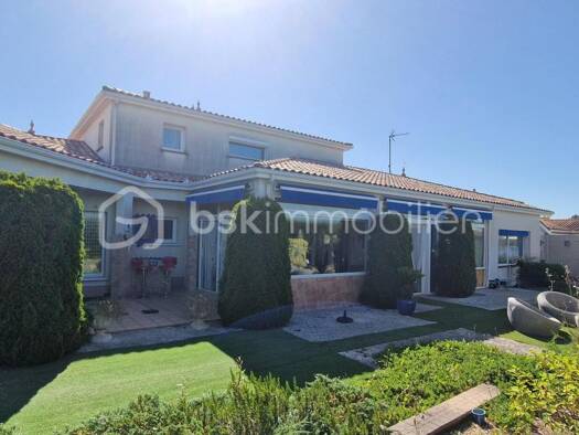 Villa à vendre 499 000 € 7 pièces 4 chambres 284 m² 1 265 m² de terrain Ecarts Nord Saint-Paul-lès-Dax 40990