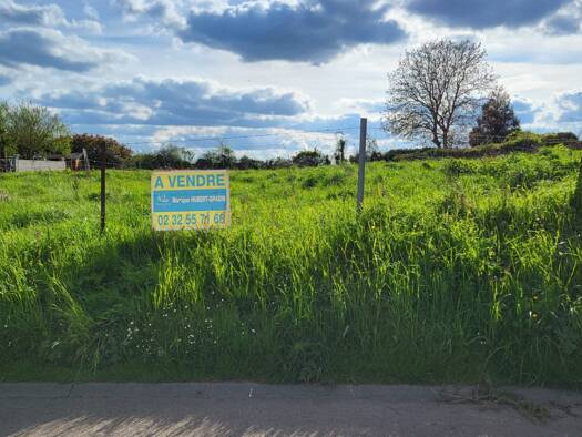 Terrain à vendre 60 900 € 911 m² de terrain Cuverville 27700