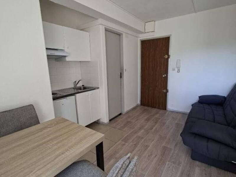 Maison à louer, 18m², MARSEILLE 8E