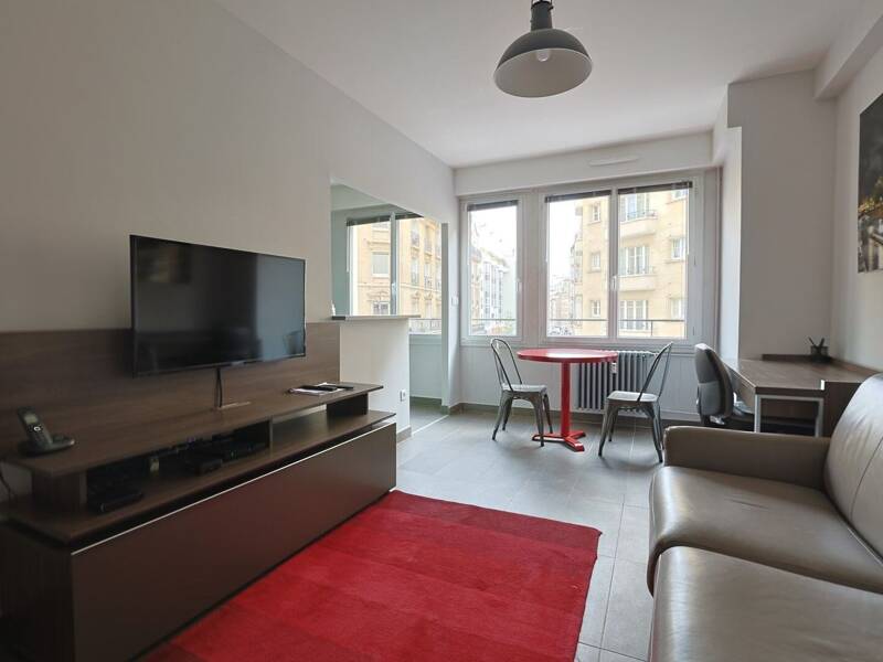 Maison à louer, 45m², PARIS 16E