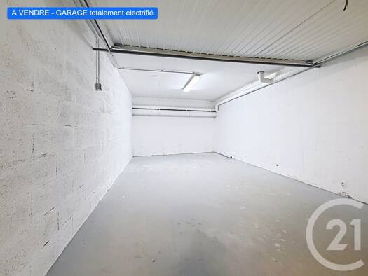 Parking à vendre 46 000 € 21 m² Villeneuve-Loubet 06270