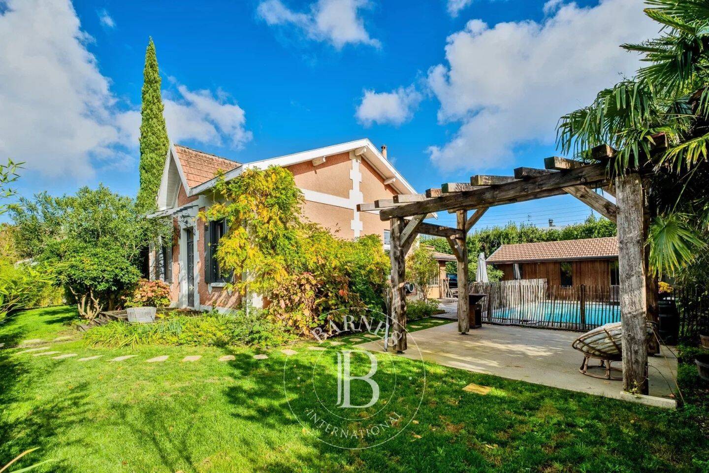 Maison à vendre, 159m², MERIGNAC
