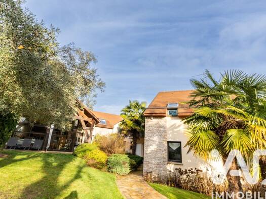 Maison à vendre 2 260 000 € 10 pièces 6 chambres 482 m² 1 748 m² de terrain Res de la Poste-Res du Bois Verrières-le-Buisson 91370