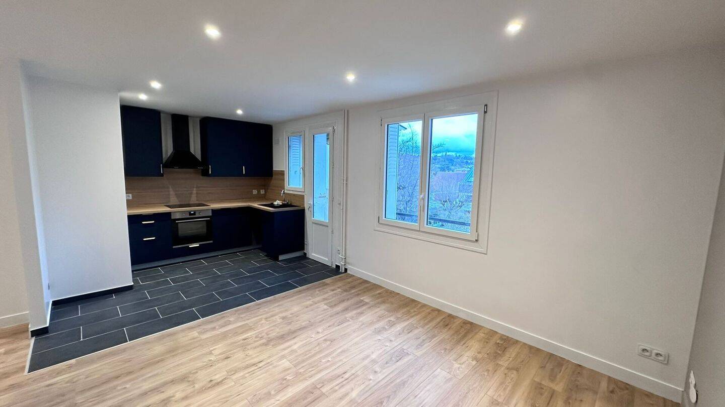 Maison à louer, 55m², SAINT MAUR DES FOSSES