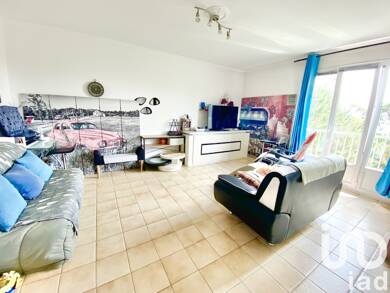 Appartement à vendre 170 000 € 4 pièces 2 chambres 82 m² Dernier étage, Étage 4/4 Centre Ville Guilherand-Granges 07500
