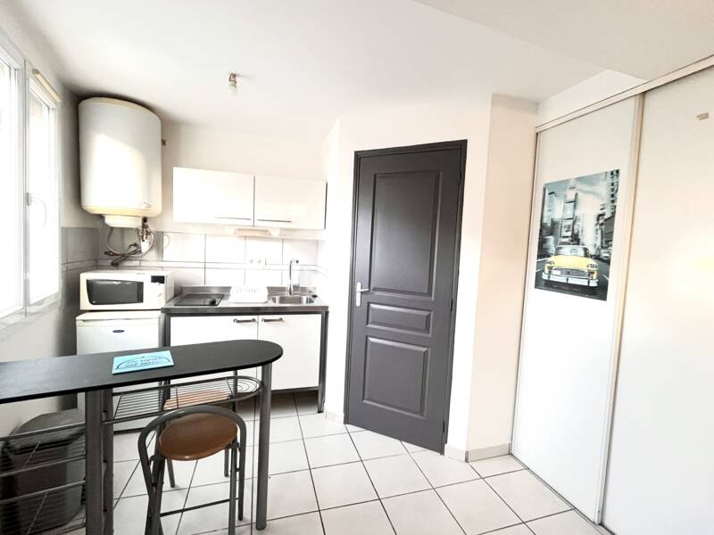 Maison à louer, 18m², LA REDONNE