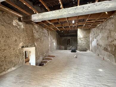 Maison à vendre 210 000 € 10 pièces 6 chambres 280 m² La Roque d Antheron 13640