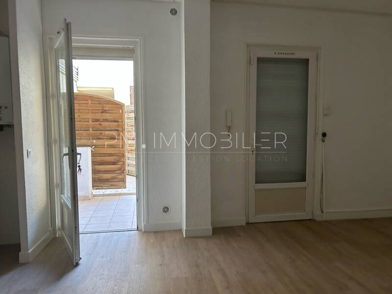 Maison à louer, 49m², MARSEILLE 8E