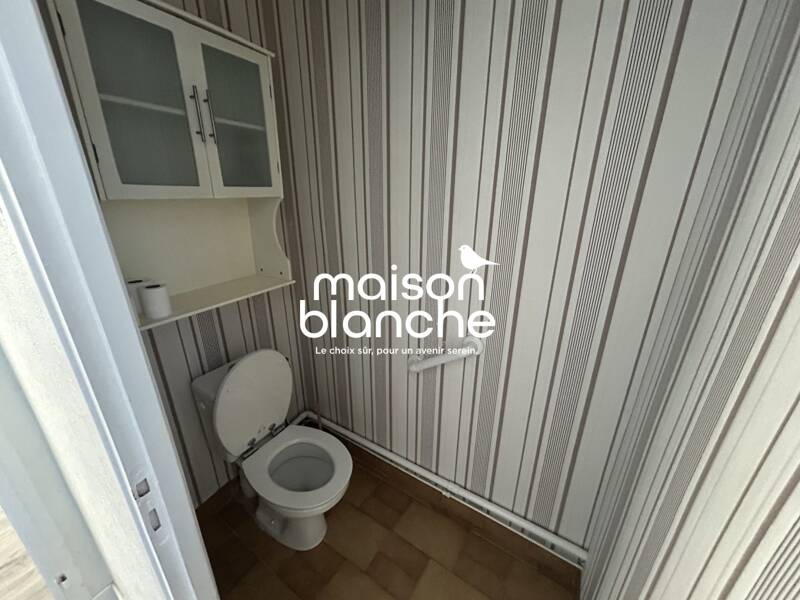 Maison à louer, 201m², SURGERES