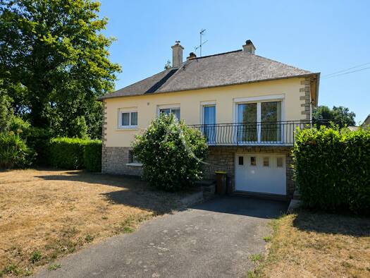 Maison à vendre 378 400 € 4 pièces 2 chambres 120 m² 4 643 m² de terrain Beaumont Nord Redon 35600